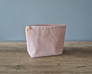 Lancome kosmetyczka różowa pluszowa