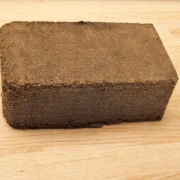 podłoże kokosowe 8l do kwiatów roślin zielonych i kwitnących brykiet kokos