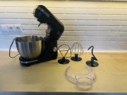 Robot mikser planetarny