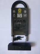 Zapięcie U-LOCK AUVRAY Black Edition 85X310 + uchwyt