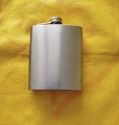 Piersiówka Metalowa STAINLESS STEEL 7 07 11x9x2.3 Nieużywana 