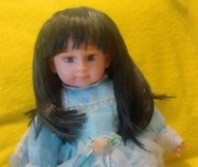 Sprzedam perukę czarną z grzywką - japońskie włókno  Kanekalon. 