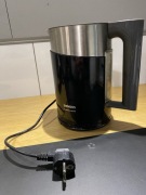 Czajnik bezprzewodowy z termostatem