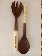 zestaw sztućców do mieszania salaty - drewno i kość