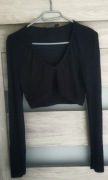 Top czarny dekolt Prettylittlething rozm:40