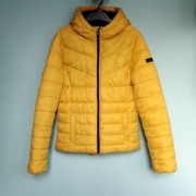 Kurtka C&A, pikowana dziewczęca, r.158 (12-13 lat)