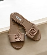 Oryginalne klapki GUESS  