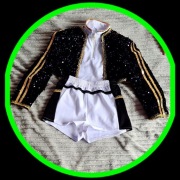 Kostium inspirowany postacią Rumi z serii K-pop Demon Hunters