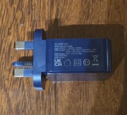 AC Adapter Atom Studios, niebieski, USB-A, USB-C, stan: nowy