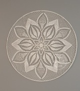 Duża mandala szydełkowa 50 cm