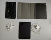 iPad Air 2 16 GB + KLAWIATURA BT + ETUI | iOS 15.8.4 | bdb
