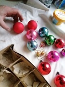 bąbki choinkowe pamiątka prl vintage stare bombki old choinka ozdoby 