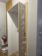 Drzwi wewnętrzne firmy DRE Vetro D1 białe prawe 80" + ościeżnica 