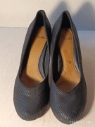 Czółenka skórzane CLARKS