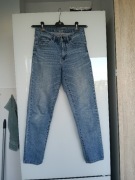 Proste jeansy damskie