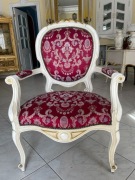 Zestaw mebli w ludwikowskiej stylistyce