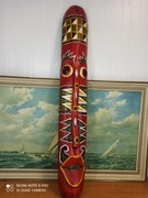 Ręcznie rzeźbiona maska etniczna – dekoracja ścienna