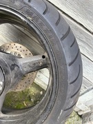 Koło do motocykla wraz z oponą i tarczą hamulcową do Yamaha r1 