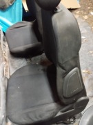 Komplet siedzeń i tapicerek Suzuki Ignis II 2 i inne części do tego modelu 