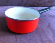 Garnek, rondel czerwony emaliowany ładny ci