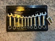 Klucze, zestaw dwustronnych kluczy - krótkie.