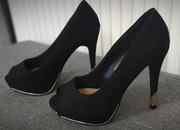 Buty zamszowe, szpilki