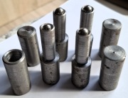 Zawias toczony z kulką Fi 18 zestaw 4 sztuki