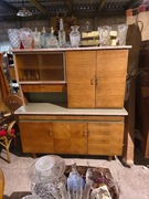 Sprzedam oryginalny kredens kuchenny w stylu PRL z lat 60/70.