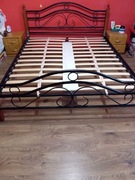 Łóżko metalowe małżeńskie 