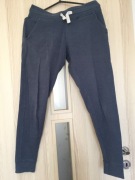 Długi granatowy dres marki Diverse XS