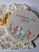 Tamborek ręcznie haftowany, metryczka dziecięca 