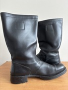 Rzadkie skórzane kozaki MIU MIU – made in Italy, unikatowy model