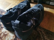 BUTY SNICKERS czarne r 40 JAK NOWE