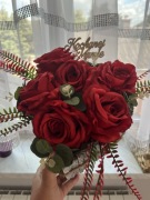 Piękne róże w kształcie serca na dzień mamy