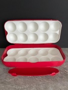 Tupperware  pojemnik na jajka / śniadaniówka