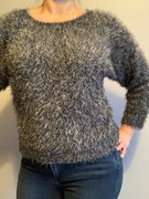 Szary, milutki w dotyku sweter rozmiar S