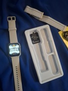 Smart watch kolor szary z dodatkowym paskiem