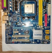 Zestaw AM2+/AM3: Gigabyte GA-M61PME-S2P | Athlon II X2 245 | 4GB RAM