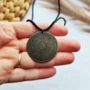 Naszyjnik wisior wisiorek symbol słońca Chunki tribal amulet