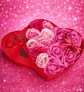 Serce boks róże mydlane i sztuczne 