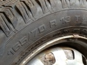 Mam do sprzedania prawie nowe opony zimowe wraz z 