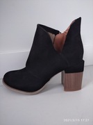 Botek czarny zamszowy nowy 41