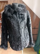 Futro karakuły czarne z kołnierzem 