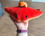 Maskotka / pluszak PŁASZCZKA Mandarynka handmade