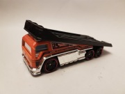 Hot Wheels laweta Back Slide 2011