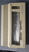 Commodore 64 2. Obudowa z ekranem