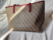 Przepiękna torebka shopperka Guess