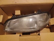 Reflektor przedni lewy Omega B