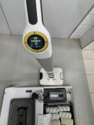 BEZPRZEWODOWY MOP ELEKTRYCZNY KARCHER FC 8 SMART SIGNATURE LINE
