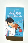 NOWA The Love Hypothesis Ali Hazelwood